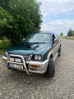 Mitsubishi l200