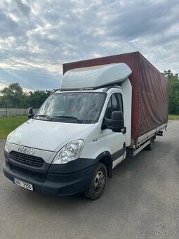 Iveco daily 3,0hpt plachta s čelem.