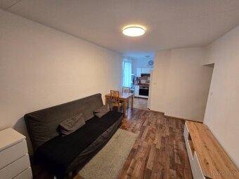 Pronajem bytu 2+kk Kladno - Kročehlavy 43m2