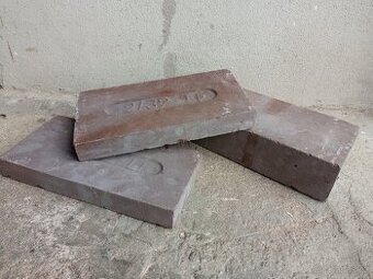 Cihly z akumulačních kamen