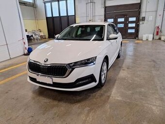 Skoda Octavia Combi 2.0 TDI Executive - Nafta
