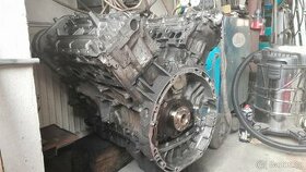 Motor Mercedes 642 9..
