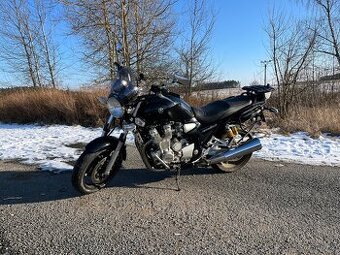Yamaha XJR 1300