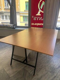 Velký pracovní / jednací stůl 240×150 cm — Přerov