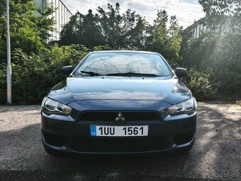 Mitsubishi lancer