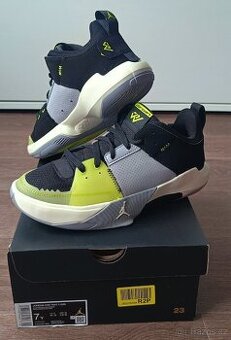 Nové dětské boty Air Jordan One Take 5 Eur 40 unisex