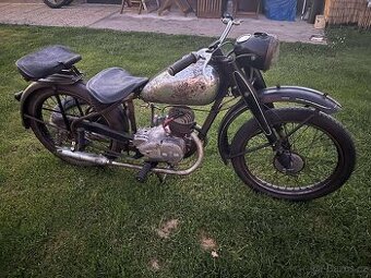 ČZ 125T