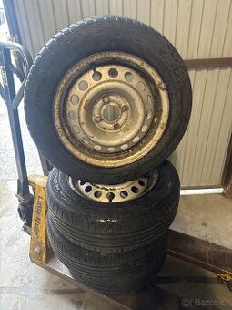 Letni sada 4x100 pneu 185/60R14