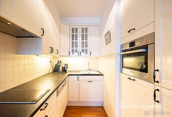 Pronájem bytu 2+kk, Křižíkova, Karlín, 28.500 Kč/měs, 55 m2