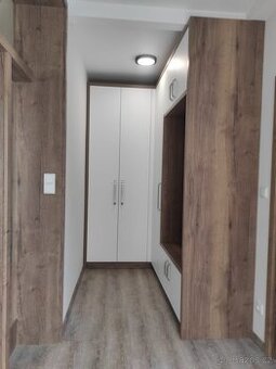 pronájem nově rekonstr.bytu 2+KK (72,4m+3,5m sklep)