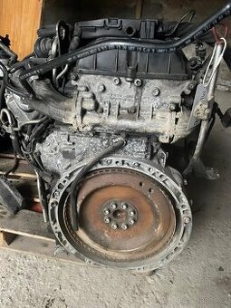 Prodám motor Mercedes-Benz OM651.913