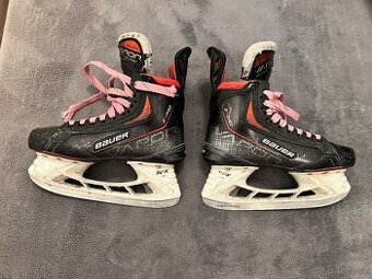 brusle Bauer 3X Pro vel. 3.5D