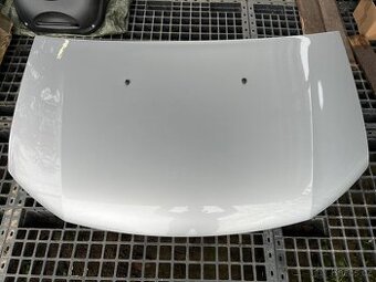 Dacia sandero II kapota