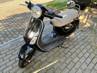 Vespa LX50