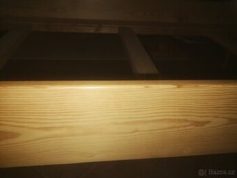 dřevěná postel masiv 200x90cm, rošt a matrace