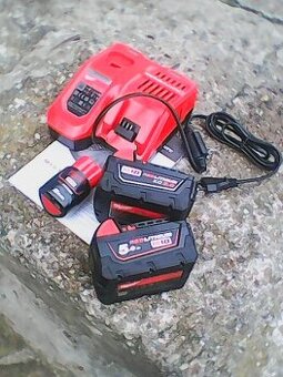 Milwaukee baterie a nabijecka M12 a M18