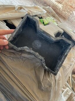 Forma na zámkovou dlažbu - Kost 8 cm