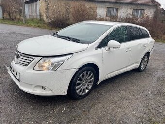 toyota Avensis combi---T27-2011--náhradní díly