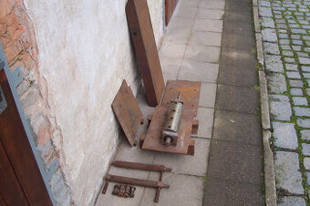 rozdělaná hoblovka