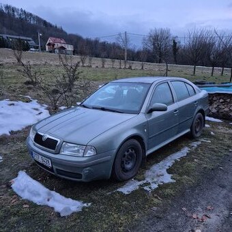 Škoda Octavia I, 1.6, 2001 – pojízdná / na náhradní díly