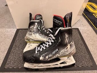 BRUSLE BAUER HYPERLITE , vel. 45/9,5 fit 1