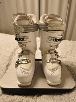 Lyžáky NORDICA NXT N4 vel.24-24.5 (37)