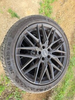 OZ kola + pneu 245/45 r20 Mazda
