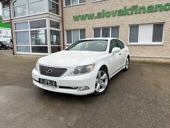 LEXUS LS460 4,6l benzin 2009 VIN 917