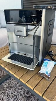 Automatický kávovar SIEMENS EQ.6 plus s100