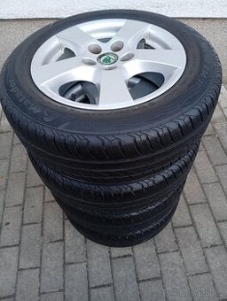 Škoda Fabia  185/60 R14
