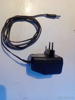 Napájecí zdroj 230V/9V