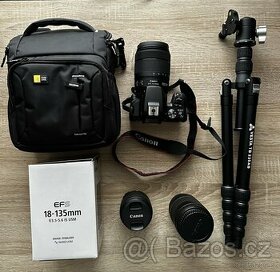 Prodám digitální fotoaparát Canon EOS 250D - 1