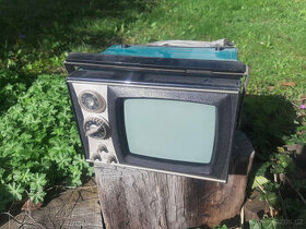 Stará malá televize
