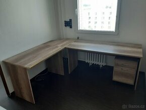 Zánovní psací stůl - 1