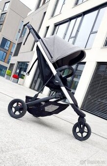 Thule Spring Black / Grey Melange