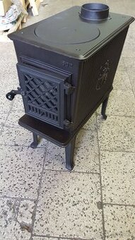 Litinová kamna Jotul F 602 N černý lak