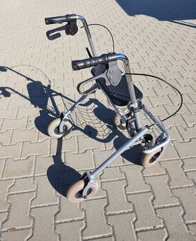 PROFI chodítko BB čtyřkolové pro seniory i POŠTOU