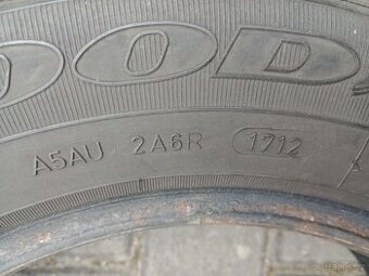 Prodám 4ks letních pneumatik Goodyear 165/70 R14