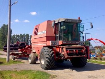 Kombajn Massey Ferguson 40RS,