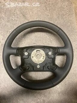 Nově renovovaný volant Škoda Octavia 1