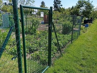 Prodám zahradní plot + branka