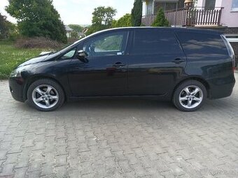 Mitsubishi Grandis