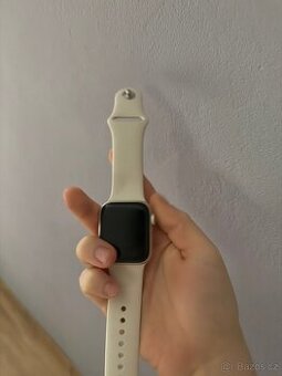Apple Watch úplně nový - 1