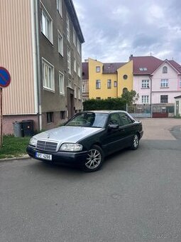 Mercedes W202 C180 90KW