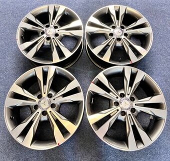 5x112 R18 originál Mercedes W447 VITO - 2020
