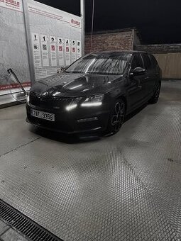 Škoda Octavia 245 rs