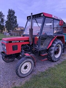 Traktor Zetor 5211