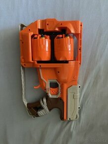 NERF Flipfury - dva zásobníky - top stav