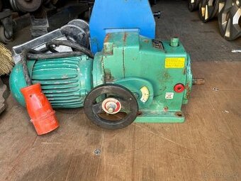 MOTORY//PREVODOVKY//OCASKA//RIDGID//KARDANY//HELUKABEL