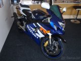 SUZUKI GSX-R600 88kW + SERVISNÍ KNÍŽKA - TOP STAV